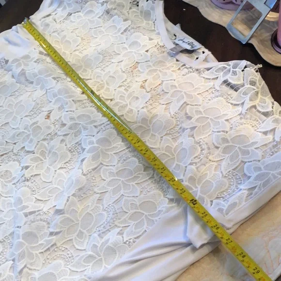 J. Ribkoff Chantilly open lace front stretchy opaque lace back bohemian top - Picture 8 of 9